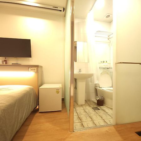 סיאול Oyo Hostel Myeongdong 2 חדר תמונה