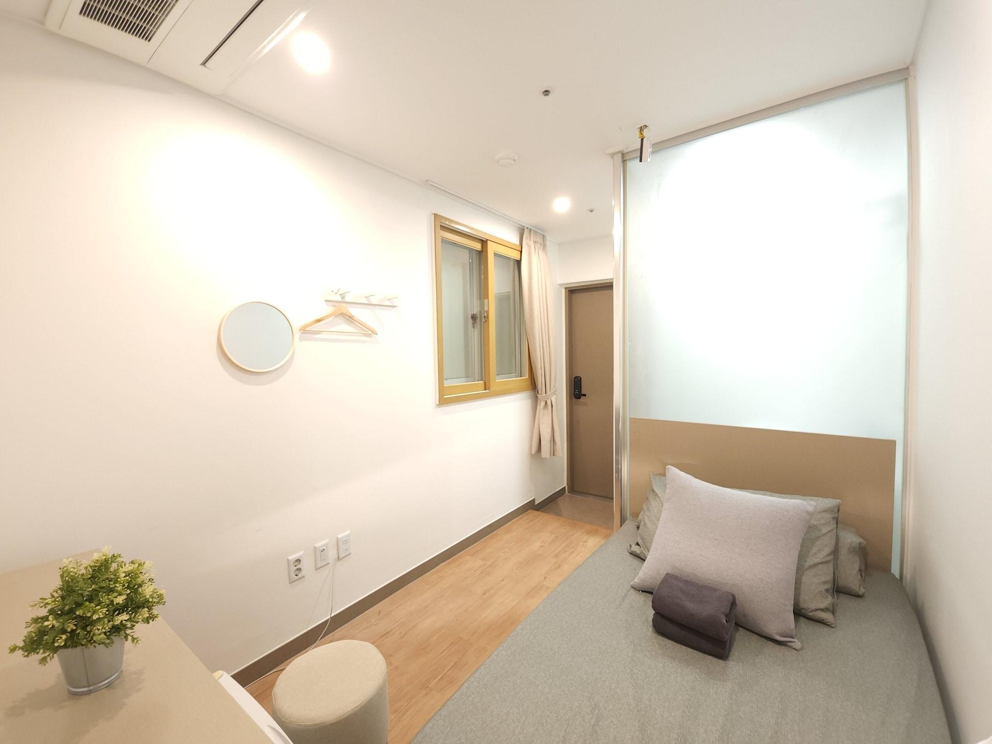 סיאול Oyo Hostel Myeongdong 2 מראה חיצוני תמונה