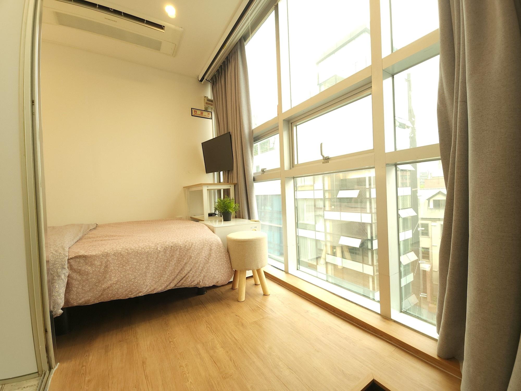 סיאול Oyo Hostel Myeongdong 2 מראה חיצוני תמונה