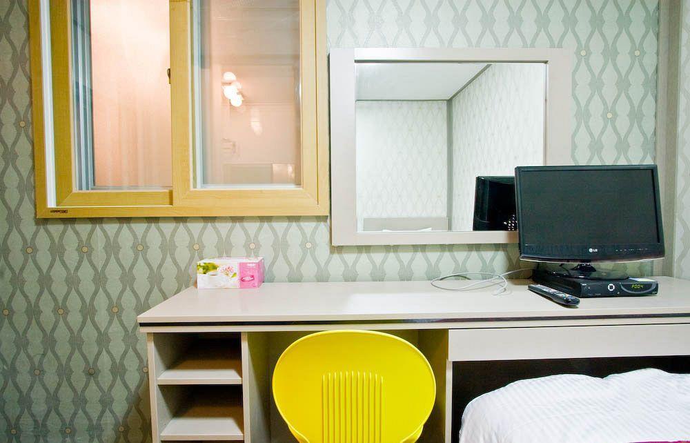סיאול Oyo Hostel Myeongdong 2 מראה חיצוני תמונה