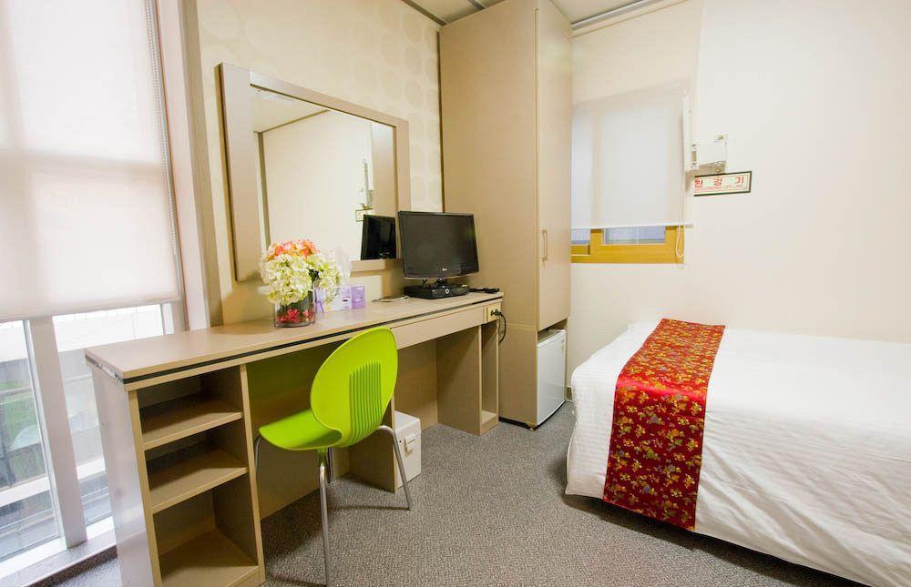 סיאול Oyo Hostel Myeongdong 2 מראה חיצוני תמונה